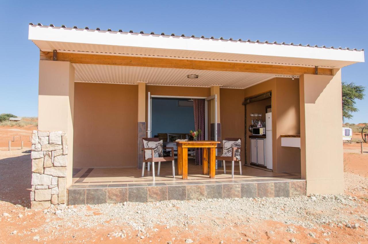Kgalagadi Lodge Askham Esterno foto